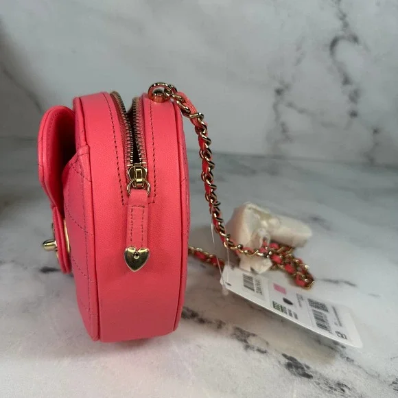 Chanel Pink Heart Bag Mini 22S CC small Lambskin Leather Crossbody bag New w/tag - Picture 14 of 15